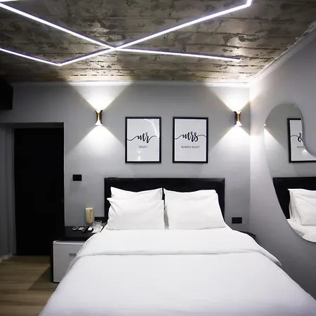 The Bubbles - Jacuzzi 호텔