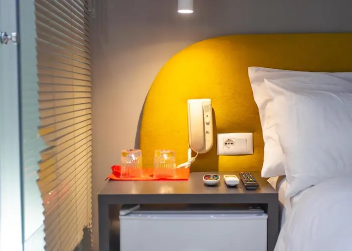 מלון The Bubbles - Jacuzzi טיראנה