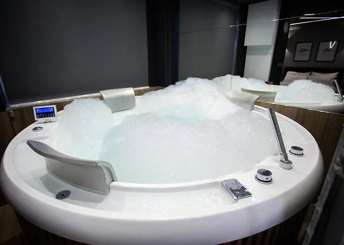 The Bubbles - Jacuzzi 3*